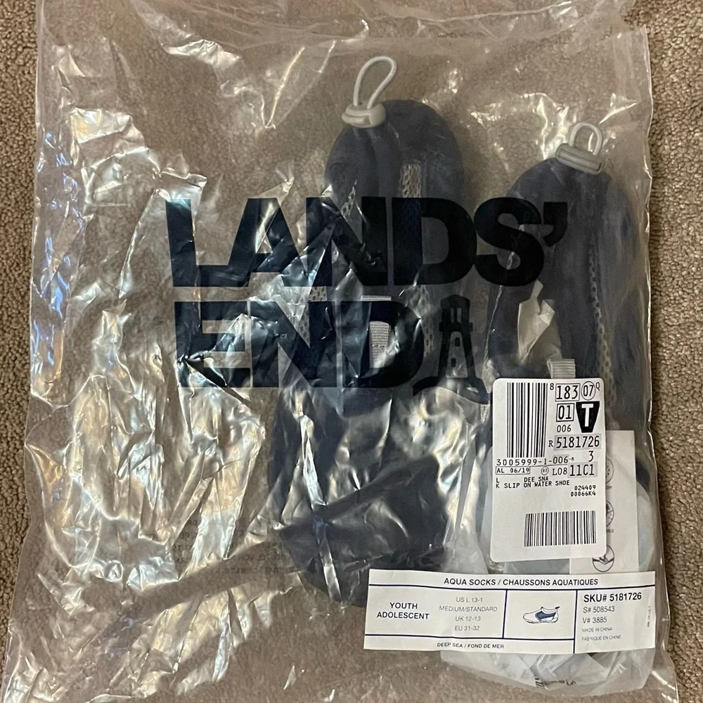 NWT Kids Lands End Aqua Shoes size 13/1 dark navy blue and gray